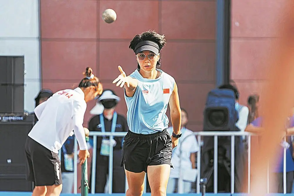 中国队获大, 好奇