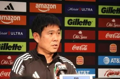 四后卫, 不敌美国 四后卫, 不敌美国