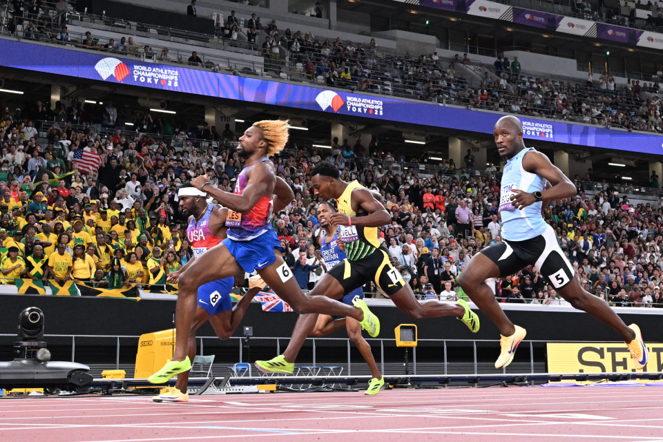 美国选手莱, src, hhYEV