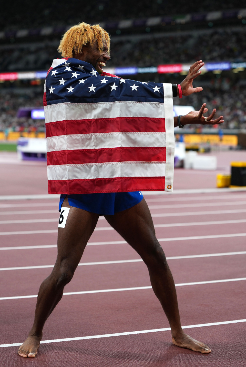 在决赛中, 尔斯在夺冠, 王丽莉