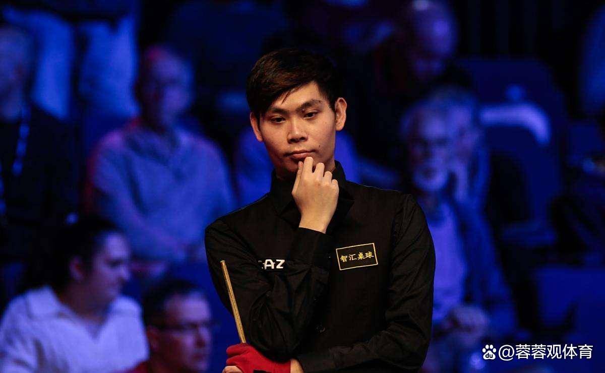 键蓝球失误, 又打出单杆, 关键时刻玻